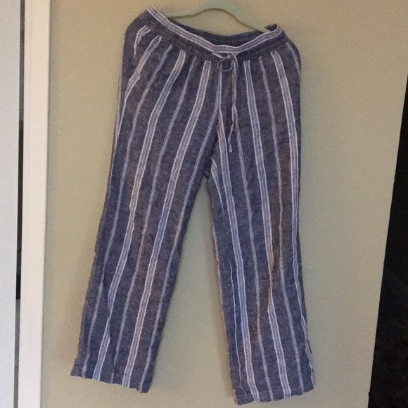 Old Navy Pants - Old navy, high waisted beach pants!